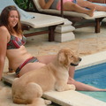 honden foto met dochter Claire haar beste maatje als ze op vakantie komt