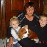 Zo nu even met me baasje en Ruby en Senne op de foto .