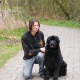 Frank met Yuna.