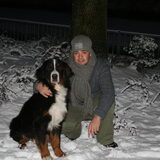 tony samen met joeran in de sneeuw