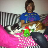 pup: GRRRR grote broer: GRRRRR!!!!