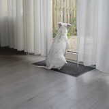 op wacht..