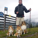 Een leuke vakantiefoto van onze reis naar Oostenrijk. Hier gaan we (als…