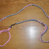 Halsband met lijn.