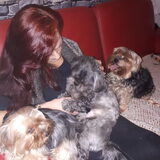 Rechts mijn flessenkind,(Sassy) links het zusje,(Kruumel) op schoot de…