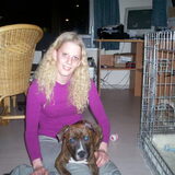 bij vrouwtje op schoot 26-3-2010