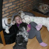 mn dochtertje met onze hondjes