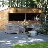 hier in de tuin van ons vakantie huis