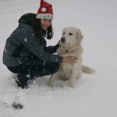 Sneeuw, favoriete speeltje van iedere hond. Hier, ik met…