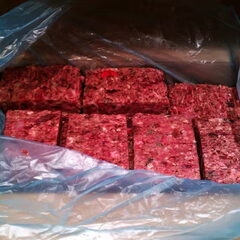 Doos van 5 kilo Darf verdeeld in plakken van 250 gram