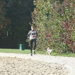 Ollie en ik op de canicross in bovenkarspel.