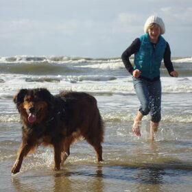 Lekker rennen in de golven