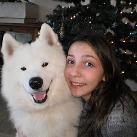 Ik en kynai bij de kerstboom :)