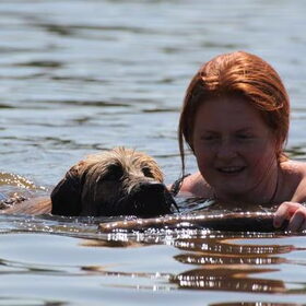 samen voor het eerst het water in