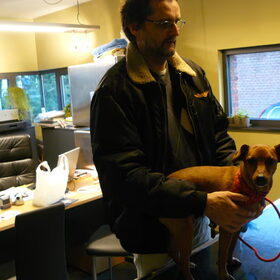 Rocky's eerste bezoek bij DA..sinds hij bij ons woont .