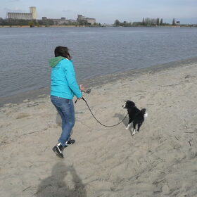 woody en ik aan het strand van st-annake