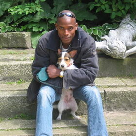 mama lizzy met baasje in dierentuin.
