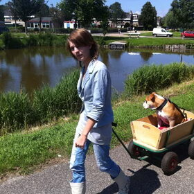 michal en luna na operatie in bolderkar, ffn eindje wandelen