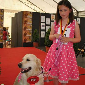 De eerste prijs "Mooiste hond van de gemeente 2011"