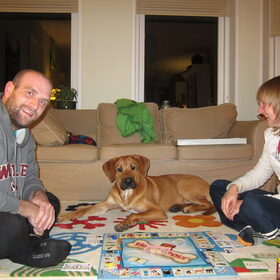 Mijn baasjes speelden hond-opoly en ik mocht er lekker bij…
