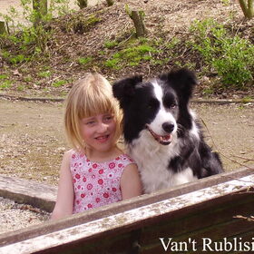 Foto van communiekaartje met onze grote knuffelbeer