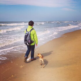 Plato en mijn moeder op het strand