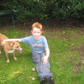 M'N KLEINZOON MET LUCIA OP DE KAMPING