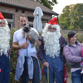 bij de kabouters op de foto