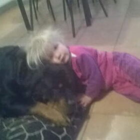 Bendith en onze jongste dochter brittany , vrienden voor altijd ,