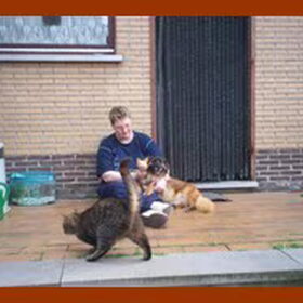 Samen met mijn baasje en mijn vriendje Elvis ( die er helaas…