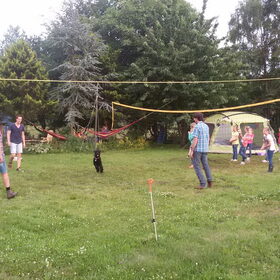 Nora, erg aanwezig bij volleybal.