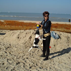 Wie is sterker?? vrouwtje of Flos??