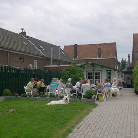uitrusten na een witte herder wandeling juni2010