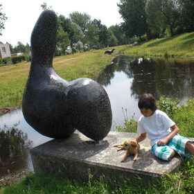 brain ff met bean aan wandelen want die wil een een poedel…