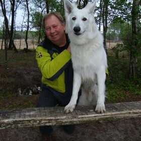 Spike 7 1/2 maand.