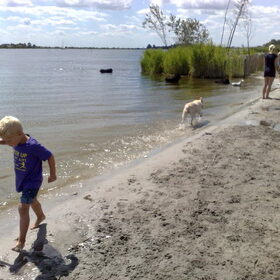 Hondenfoto van Marjolein en Noa en kleine Levi