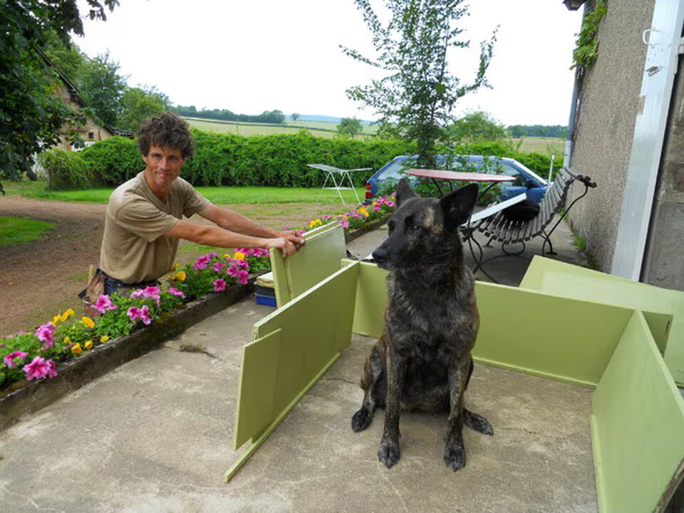 Foto van kennel met Frasnays Flair (Jaap en Brenda Pronk)